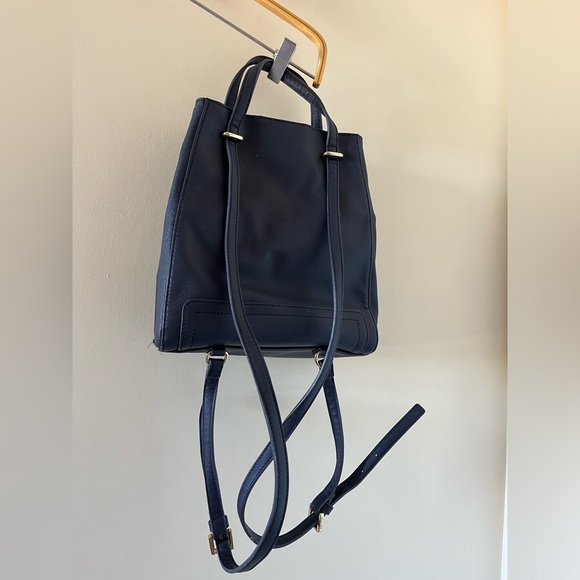 Tommy Hilfiger navy blue bag 💙 - Picture 3 of 7